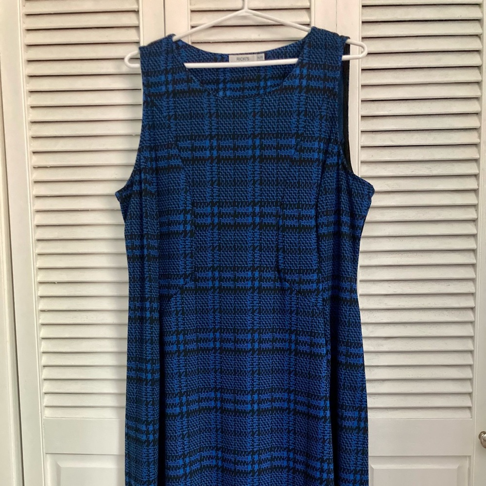 Ricki’s brand black and blue jersey stretch dress